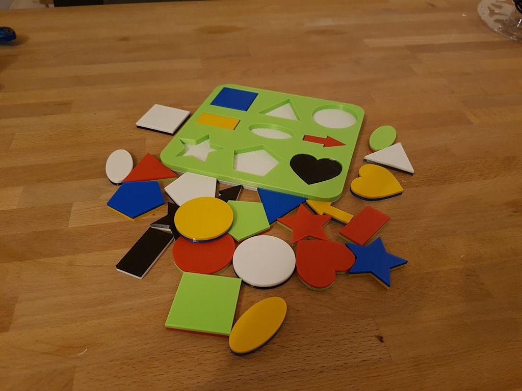 Kids learn puzzle toy shapes and colors
