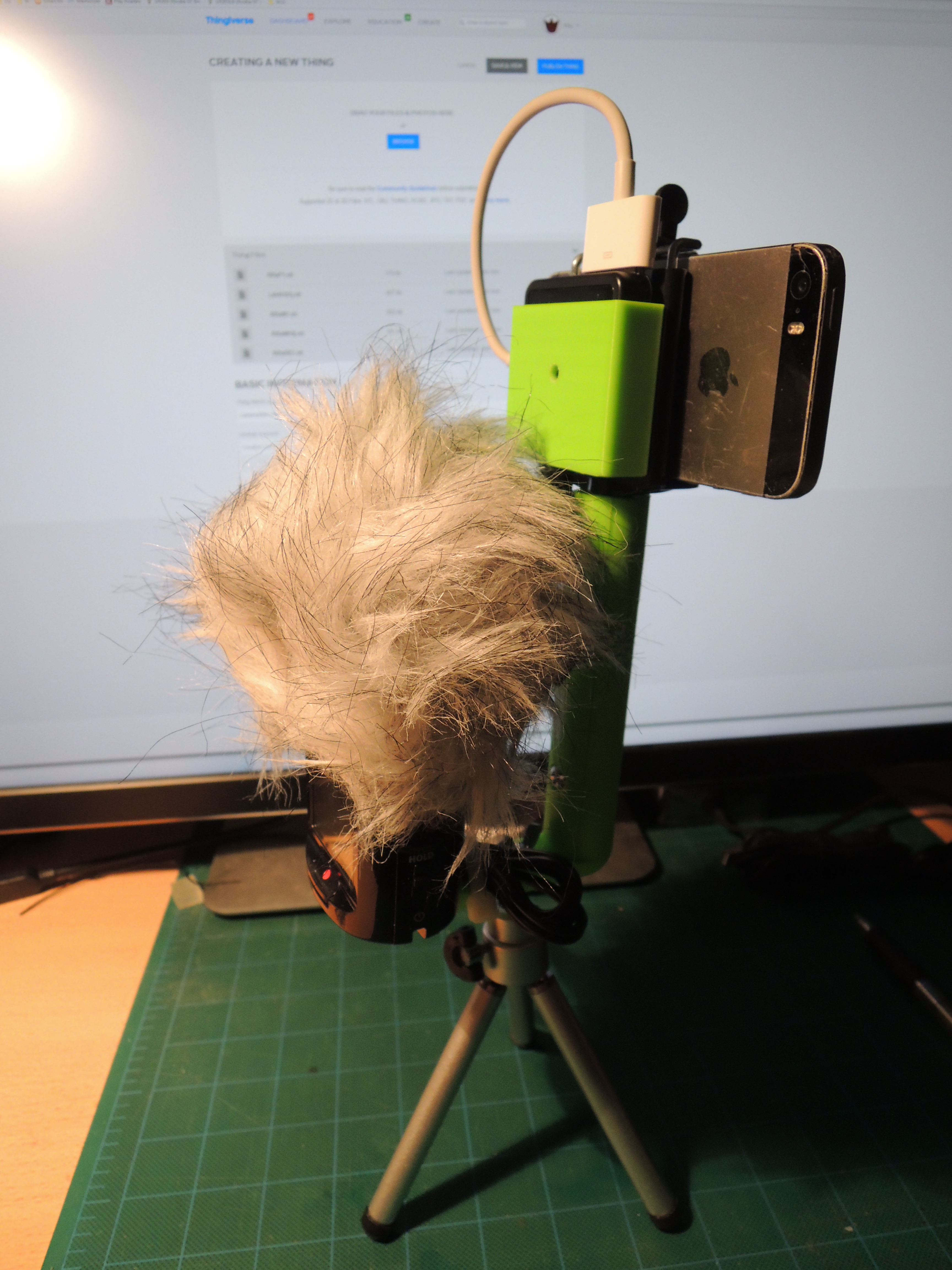 Camera/Microphone/Smartphone Tripod Mount Recording Rig with "Line 6 Mobile In" Mount