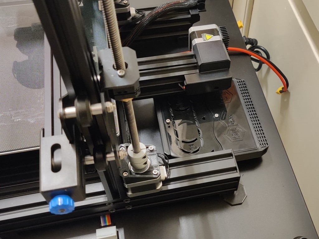 Mounting bracket for Nevermore Micro V5 (fits Ender 3 V2 and pro)