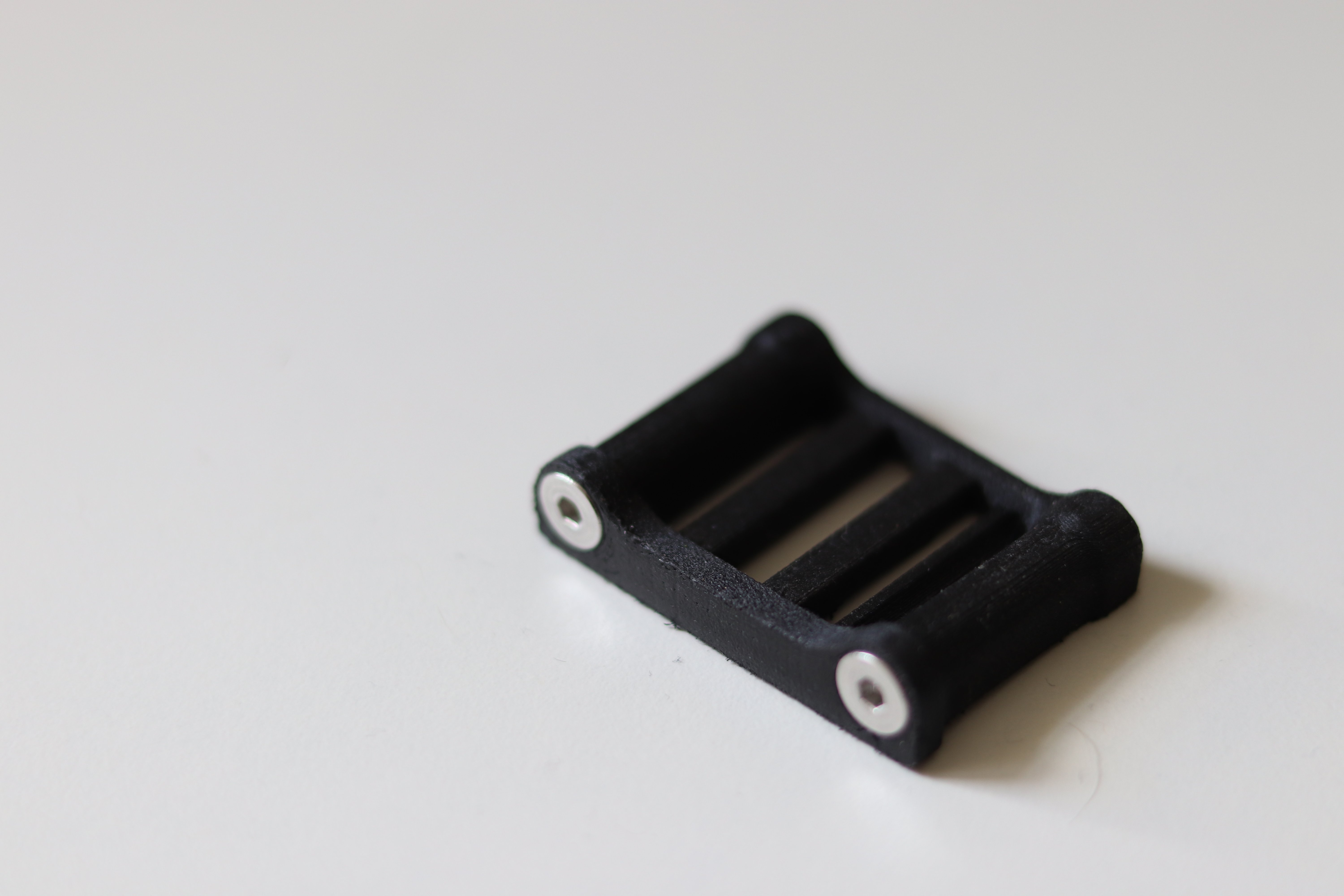Backpack buckle - detachable