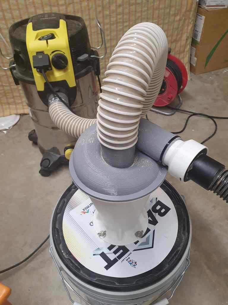 Cyclone dust separator