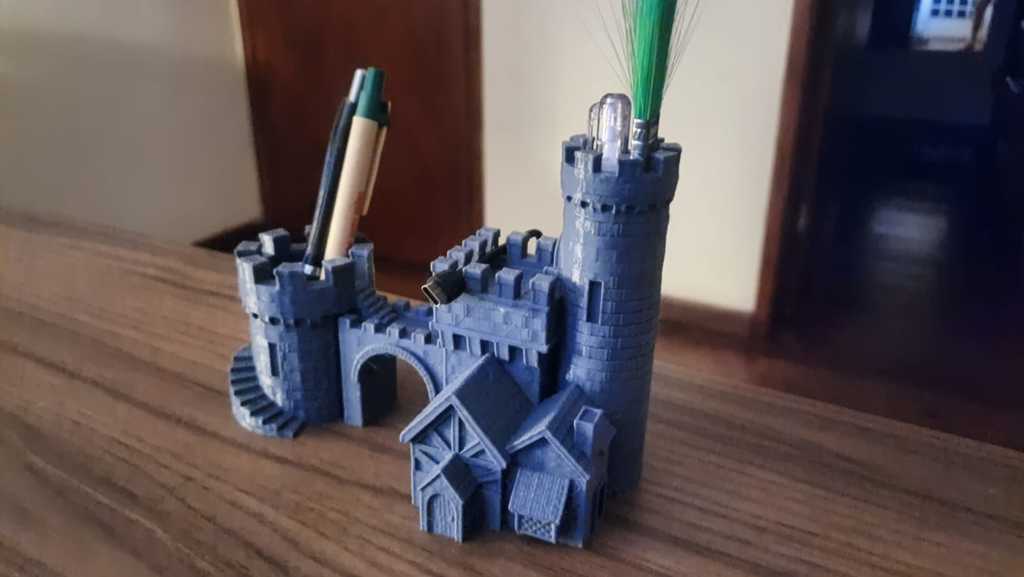 Castle Gate Pencil Holder