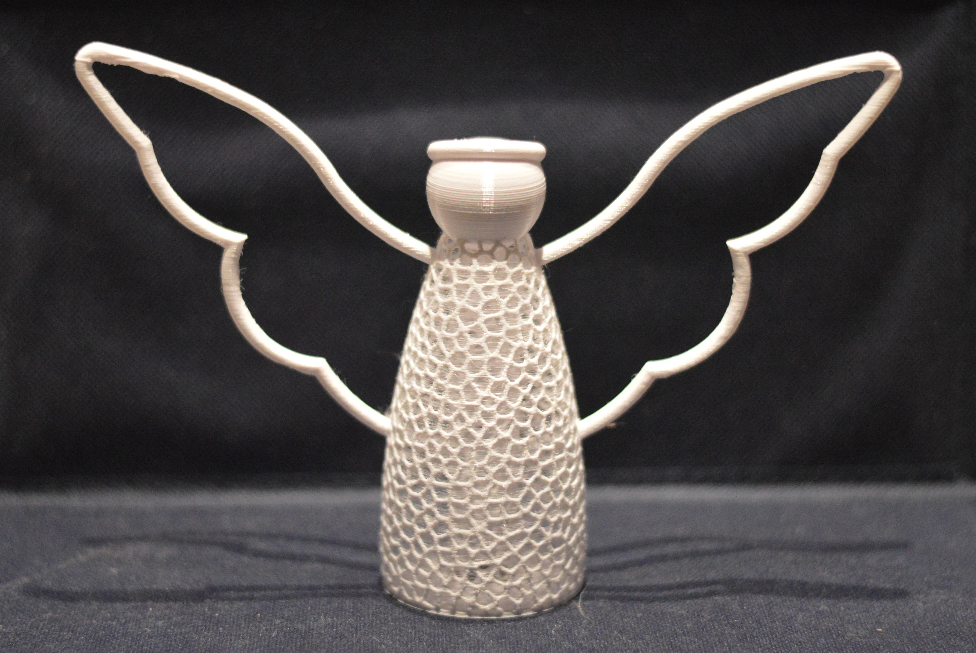 Hybrid Voronoi Christmas Tree Angel