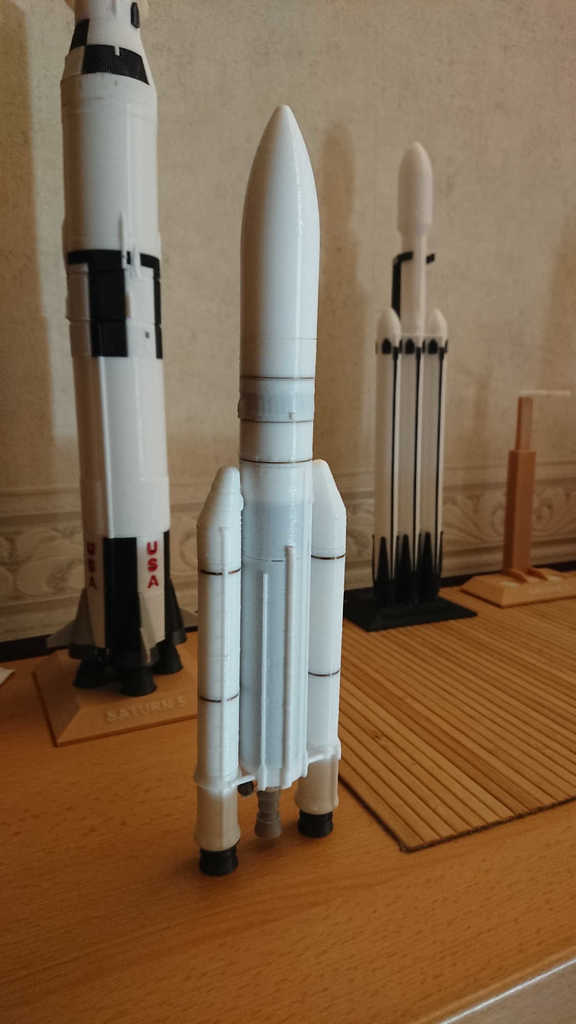 Ariane 5 Rocket (ESA) (1:200)