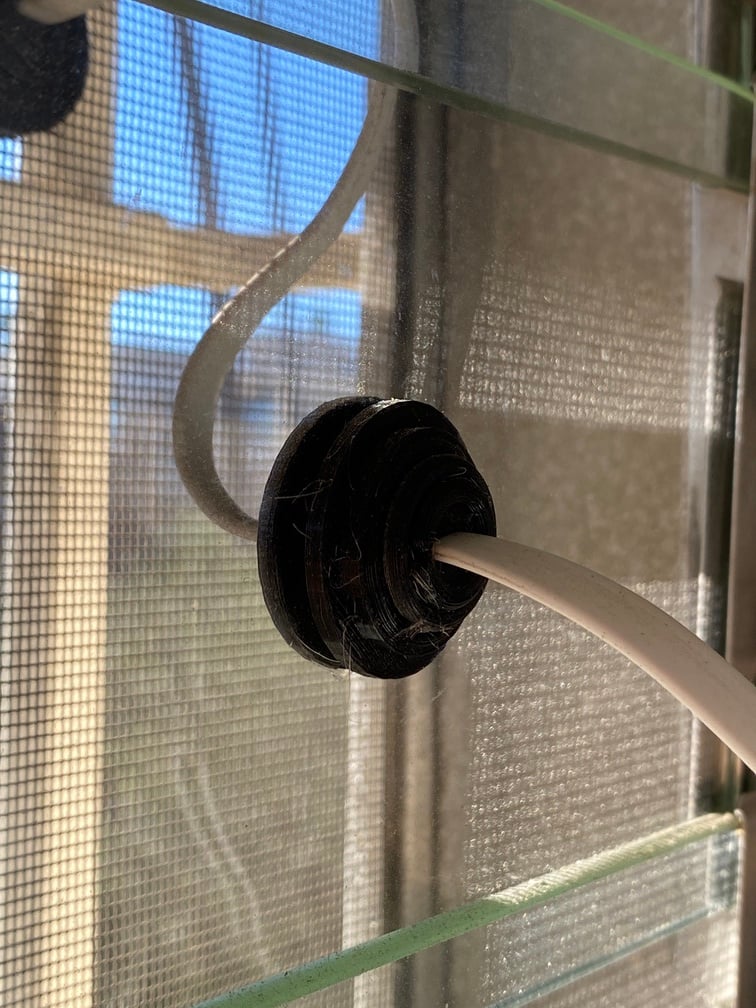 Snap Assembly Cable Passthrough Grommet