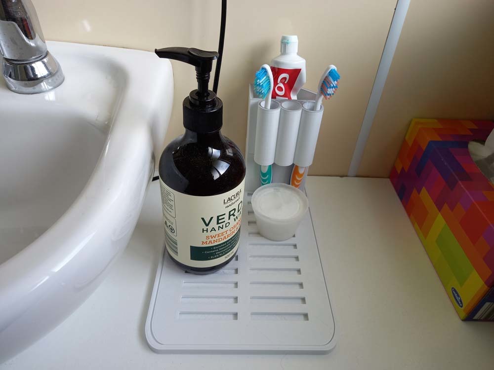 Bathroom organiser toothbrush holder soap drain tray