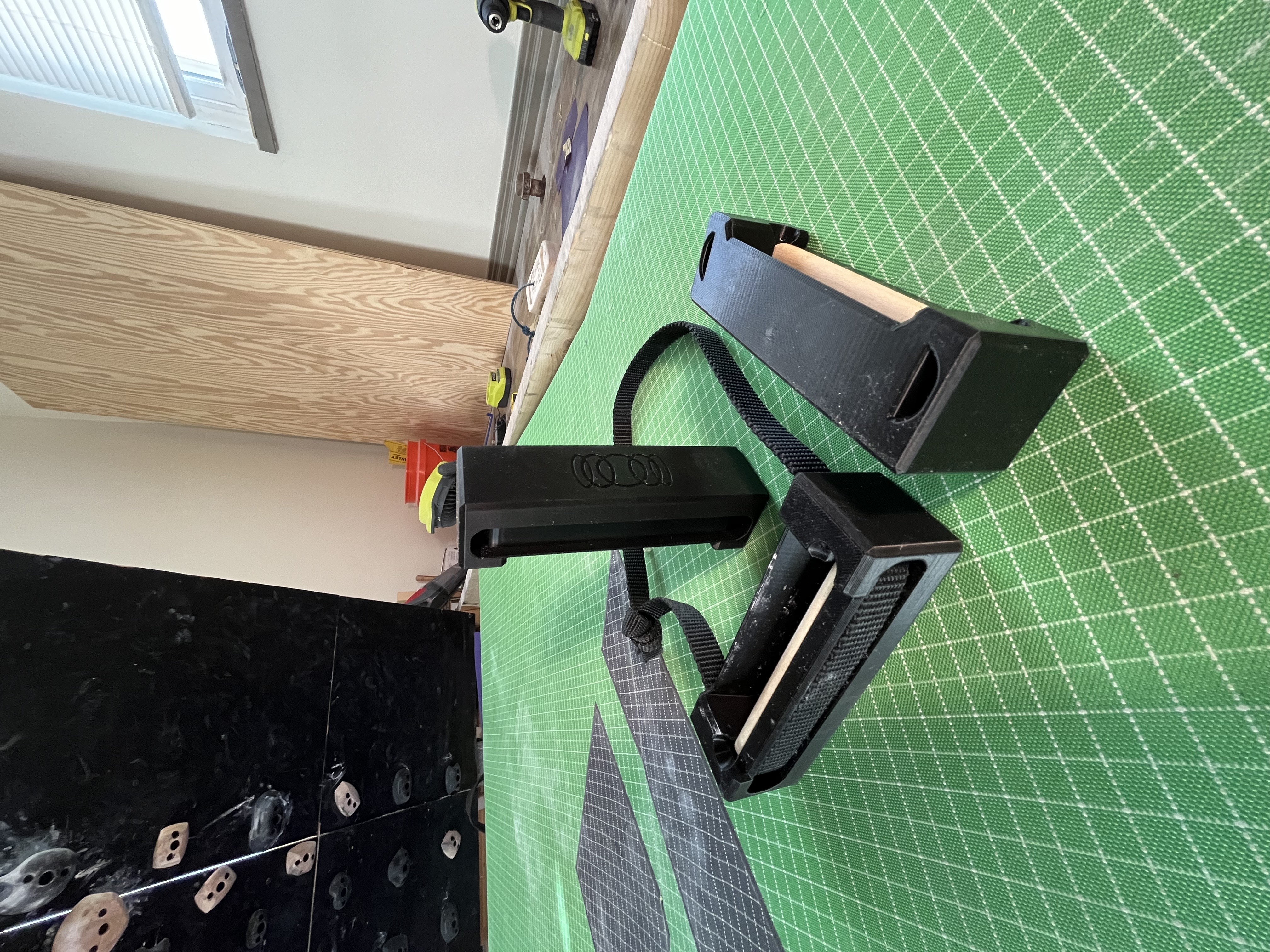 20mm Portable Hang Board with Wood Insert