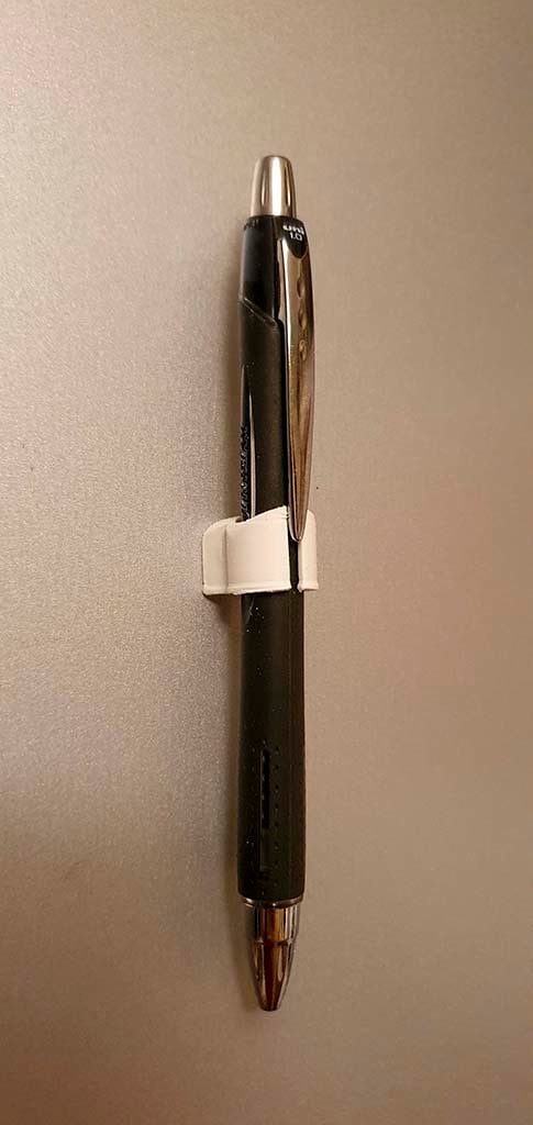 Super Simple Magnetic Pen Holder