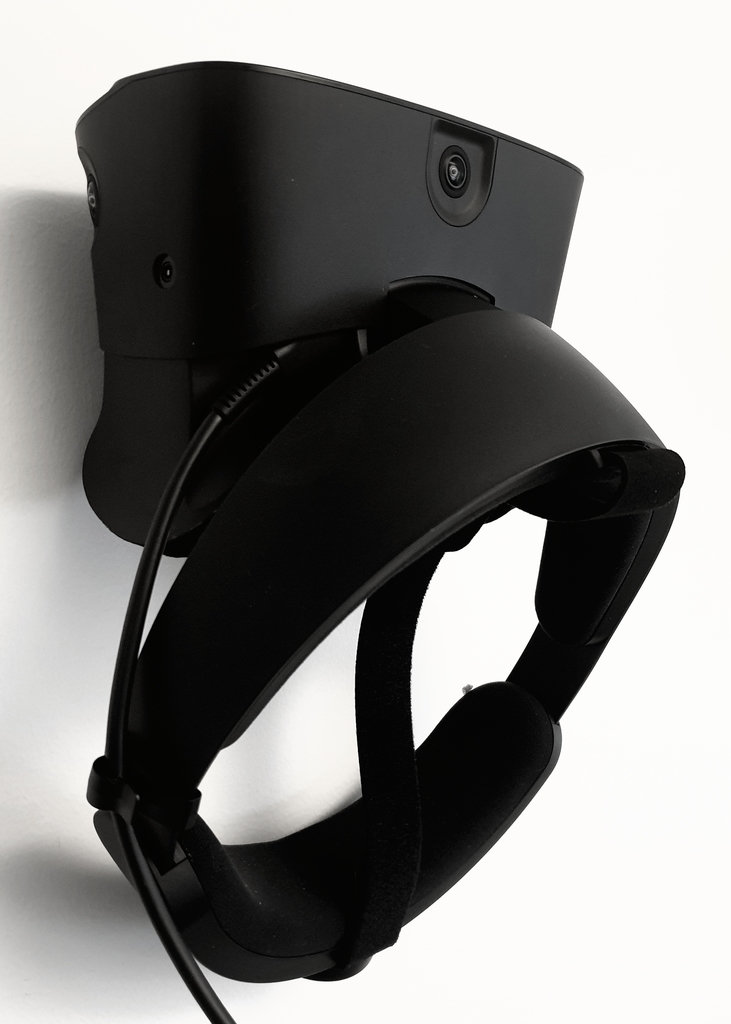 Oculus Rift S wall mount