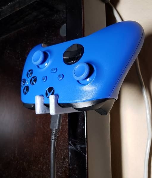 Inverted Xbox One Controller Desk Mount
