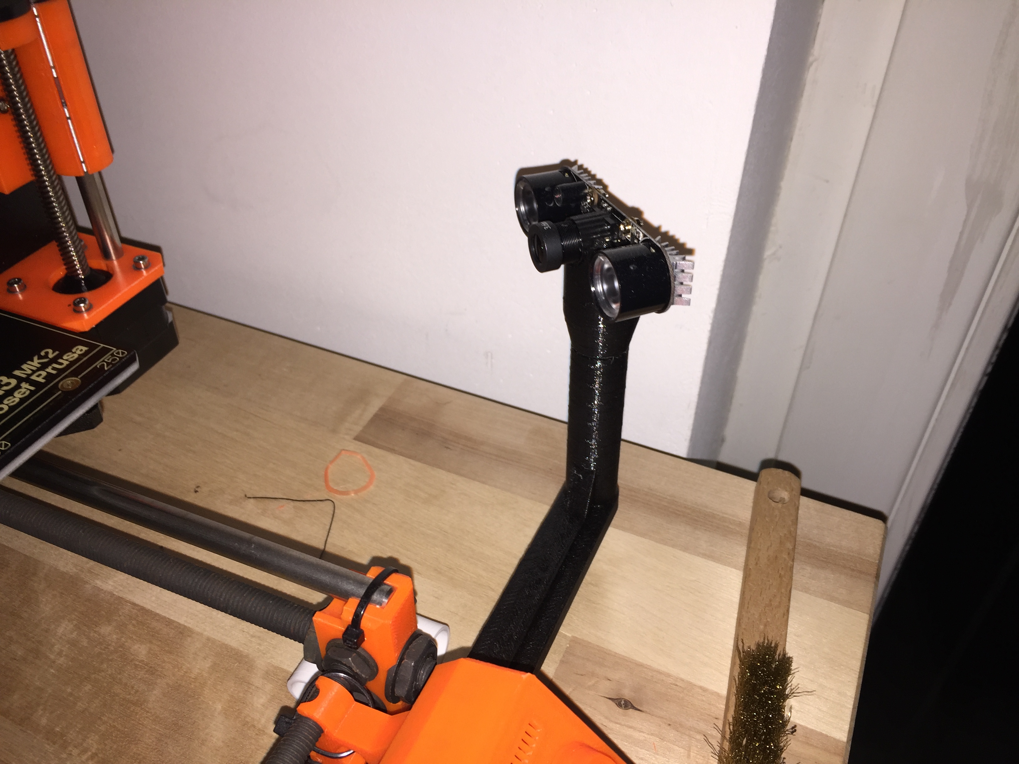 [Remix] Prusa i3 MK2: Raspberry Pi Camera Mount - The Round Tower