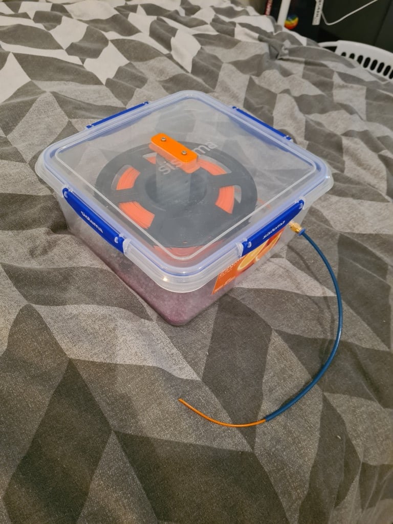 Filament Dry Box Mounting System for Ender 3