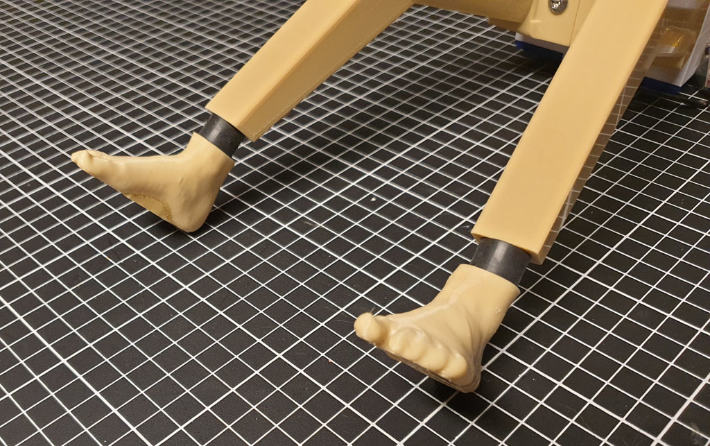 A pair of feet for a 3D-printed RC parachute jumper (skydiver) named "Bruno"