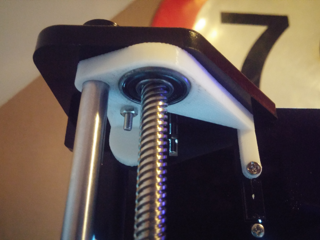 P802 Z axis top bearing holder / block