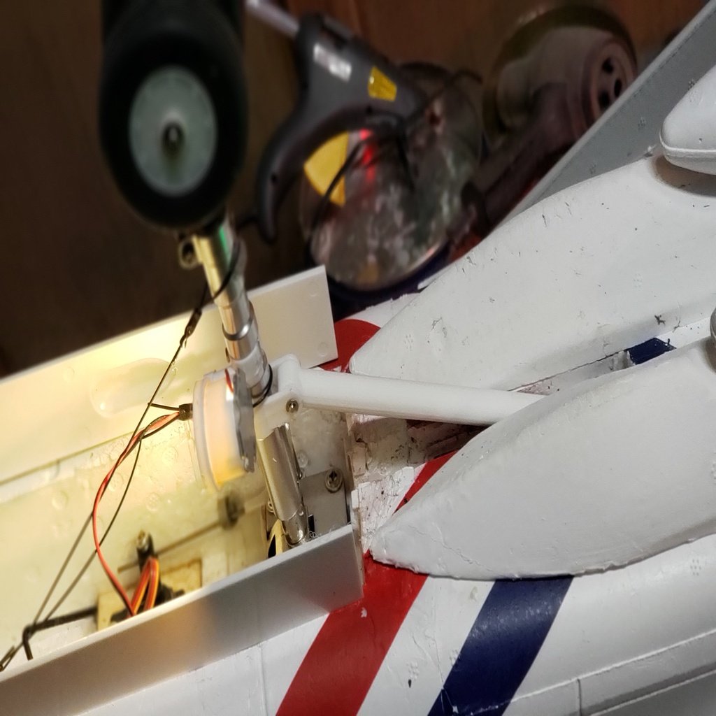 Freewing F-14 Nose Gear Brace Strut