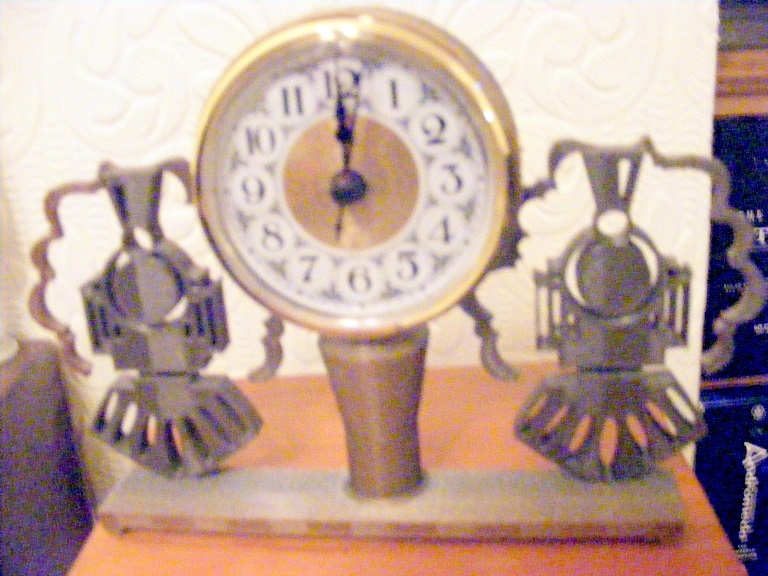 steampunk train clock