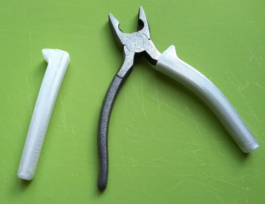 Replacement plier grips (TPU recommended)