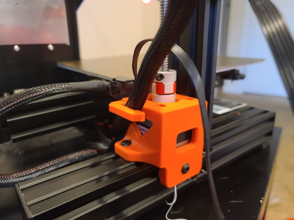Ender 3 Pro Z bracket with Cable Guide