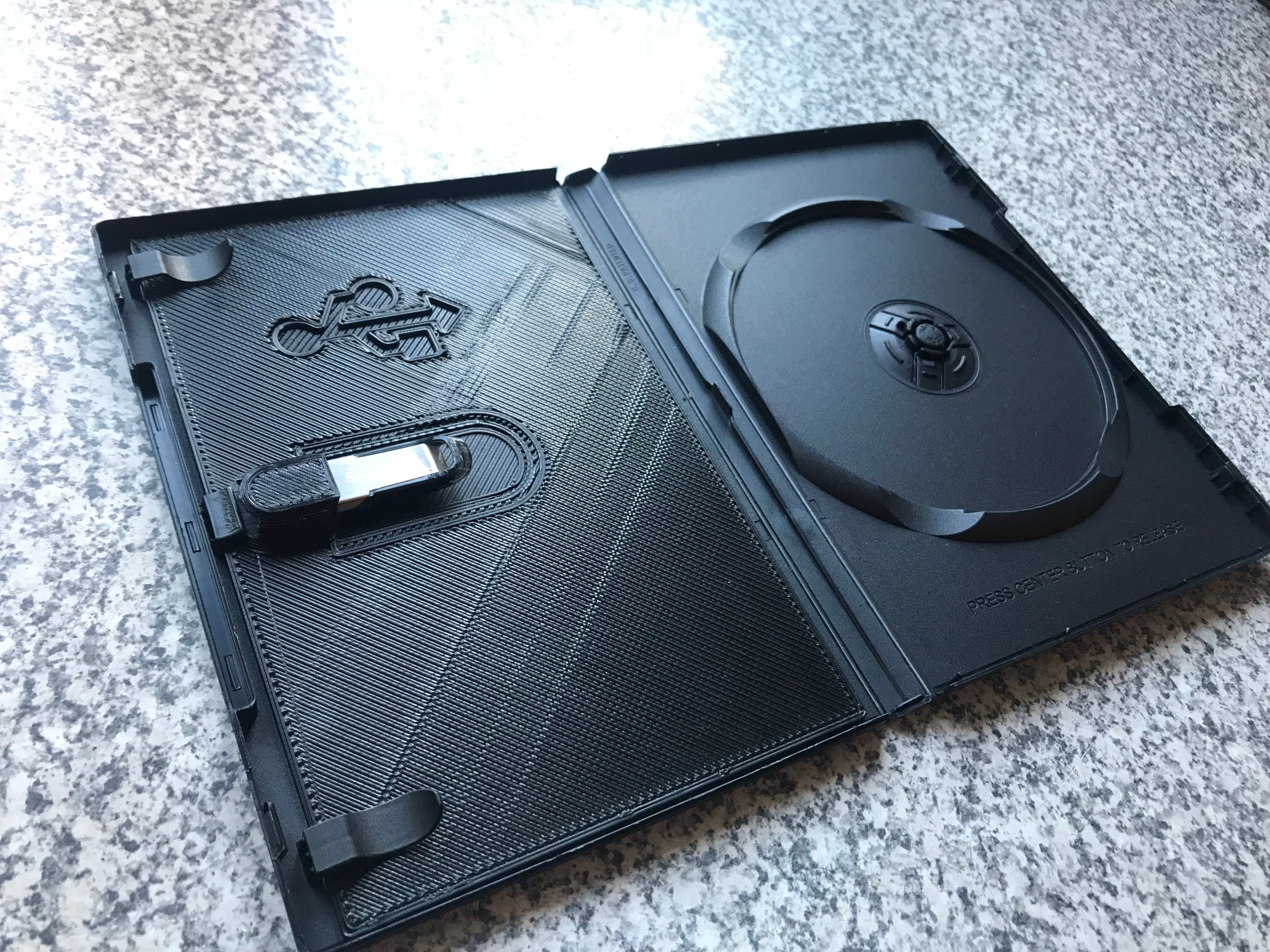 USB in a CD / DVD Case,