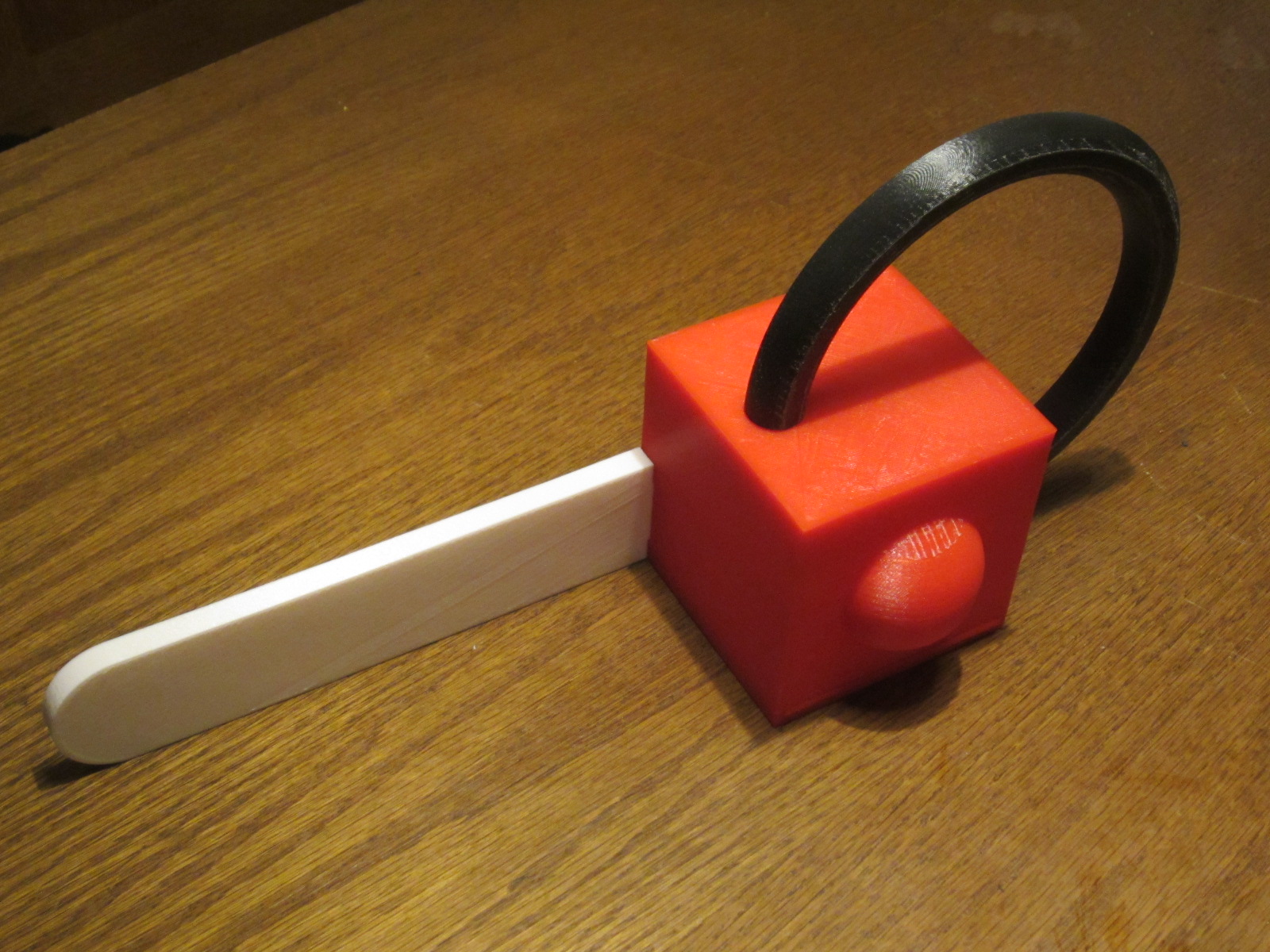 Chainsaw geocache container