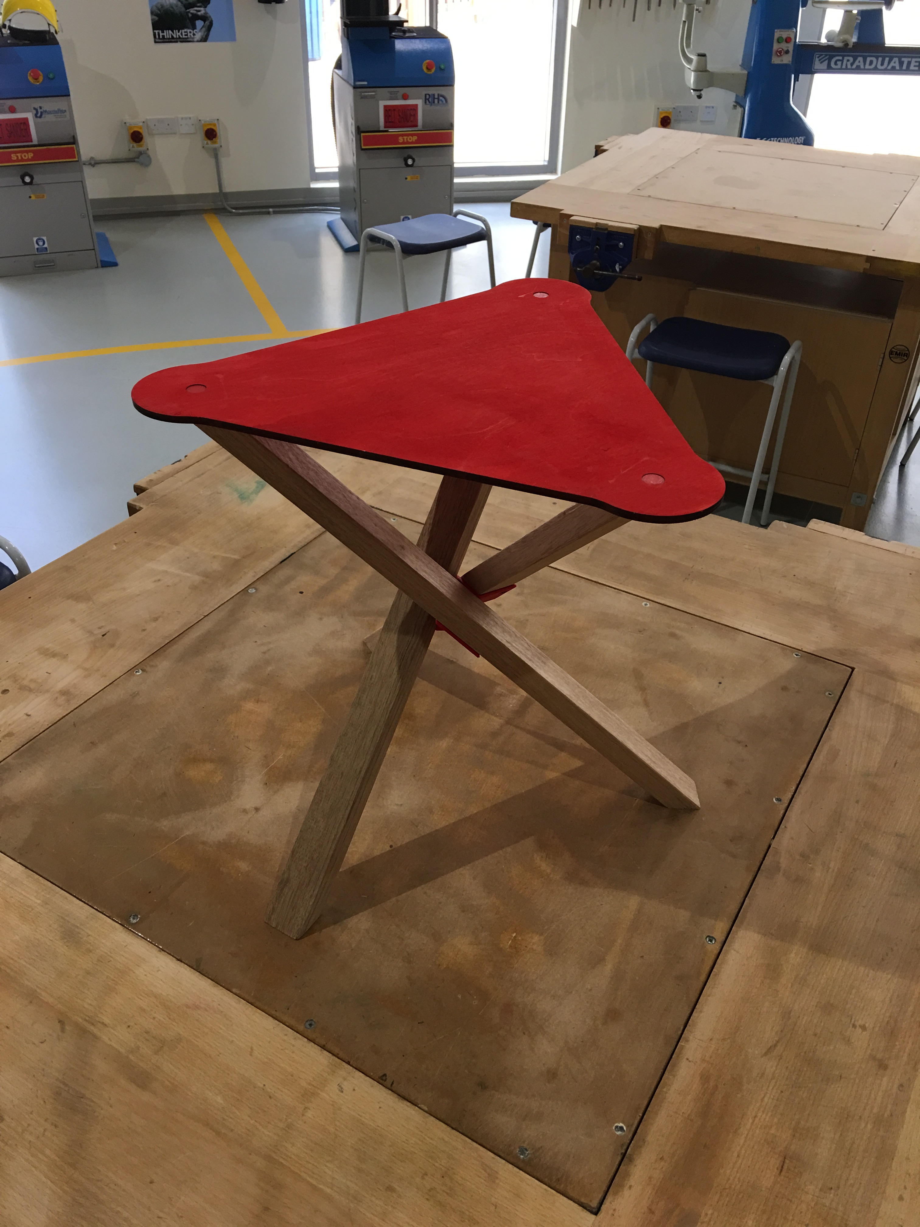 Tri-Angle Bracket (Complete Side Table)