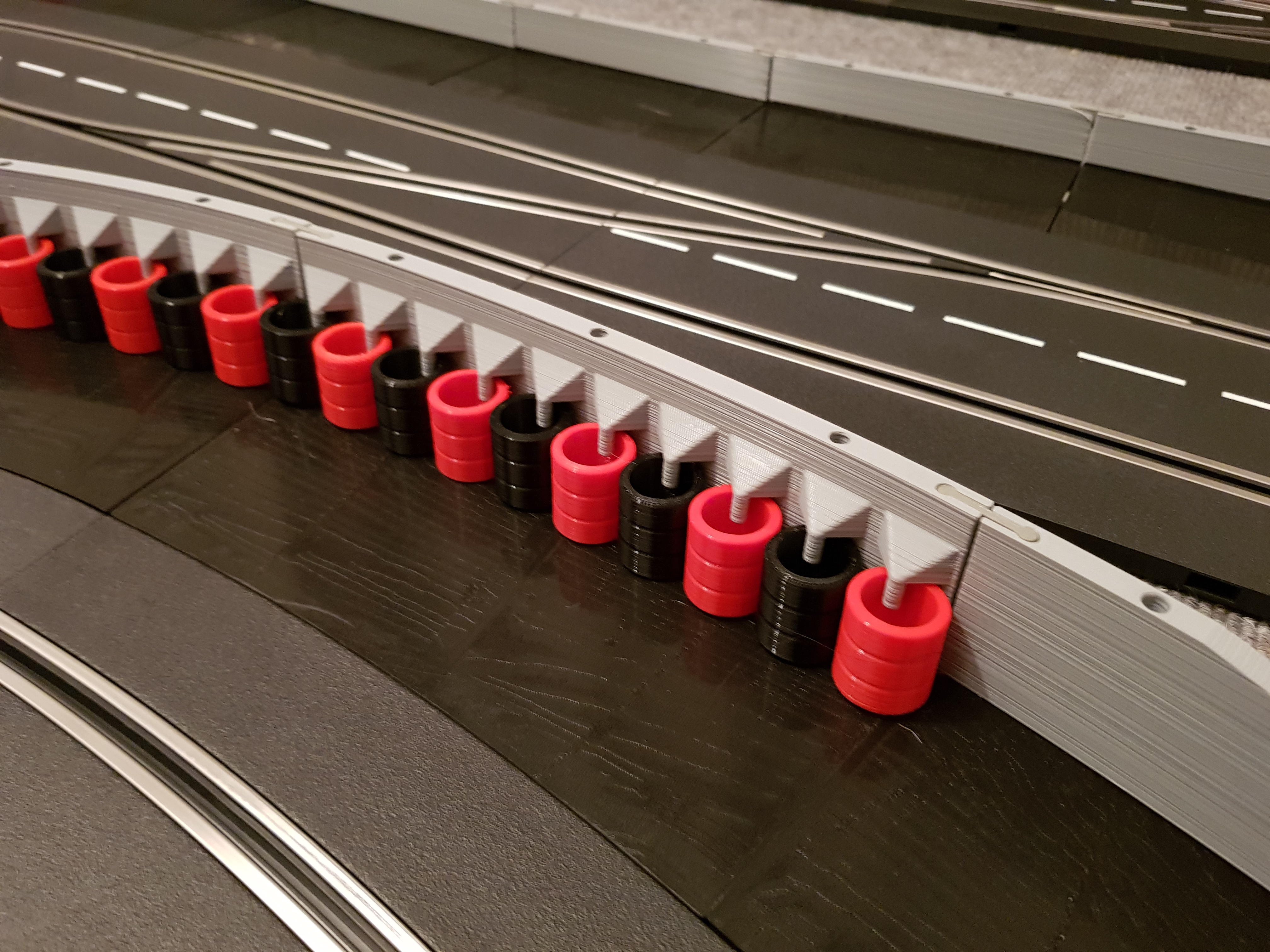 Tire stack for slotcar track