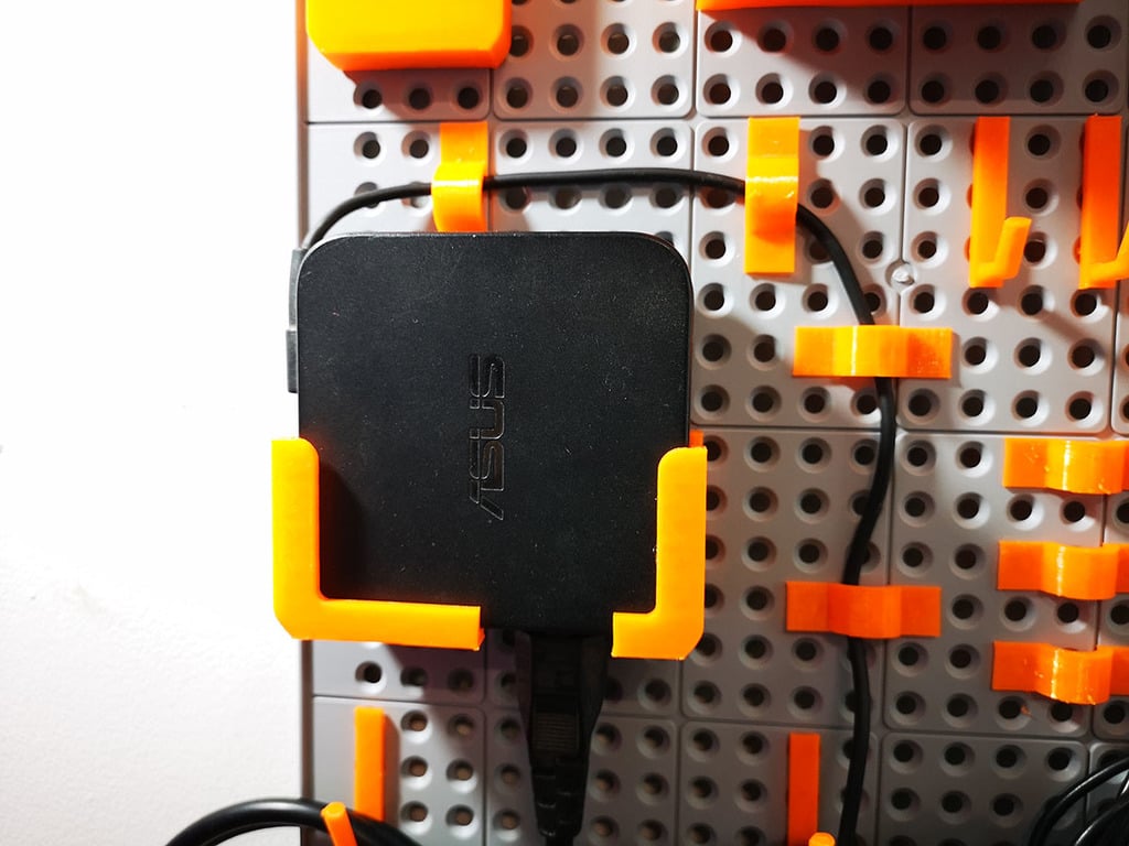 Asus Notebook power supply holder for Keter Pegboard
