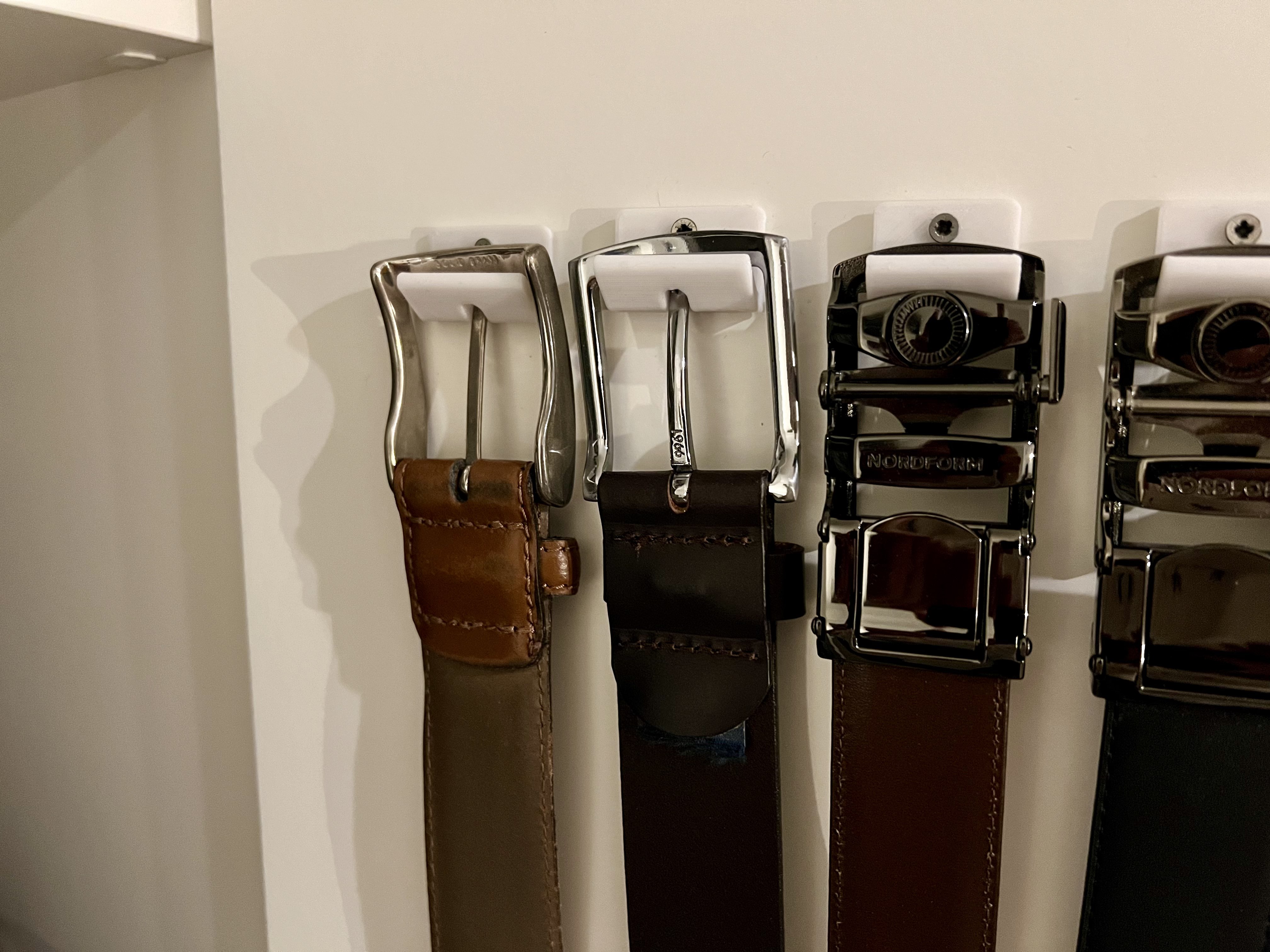 Belt Closet Hanger