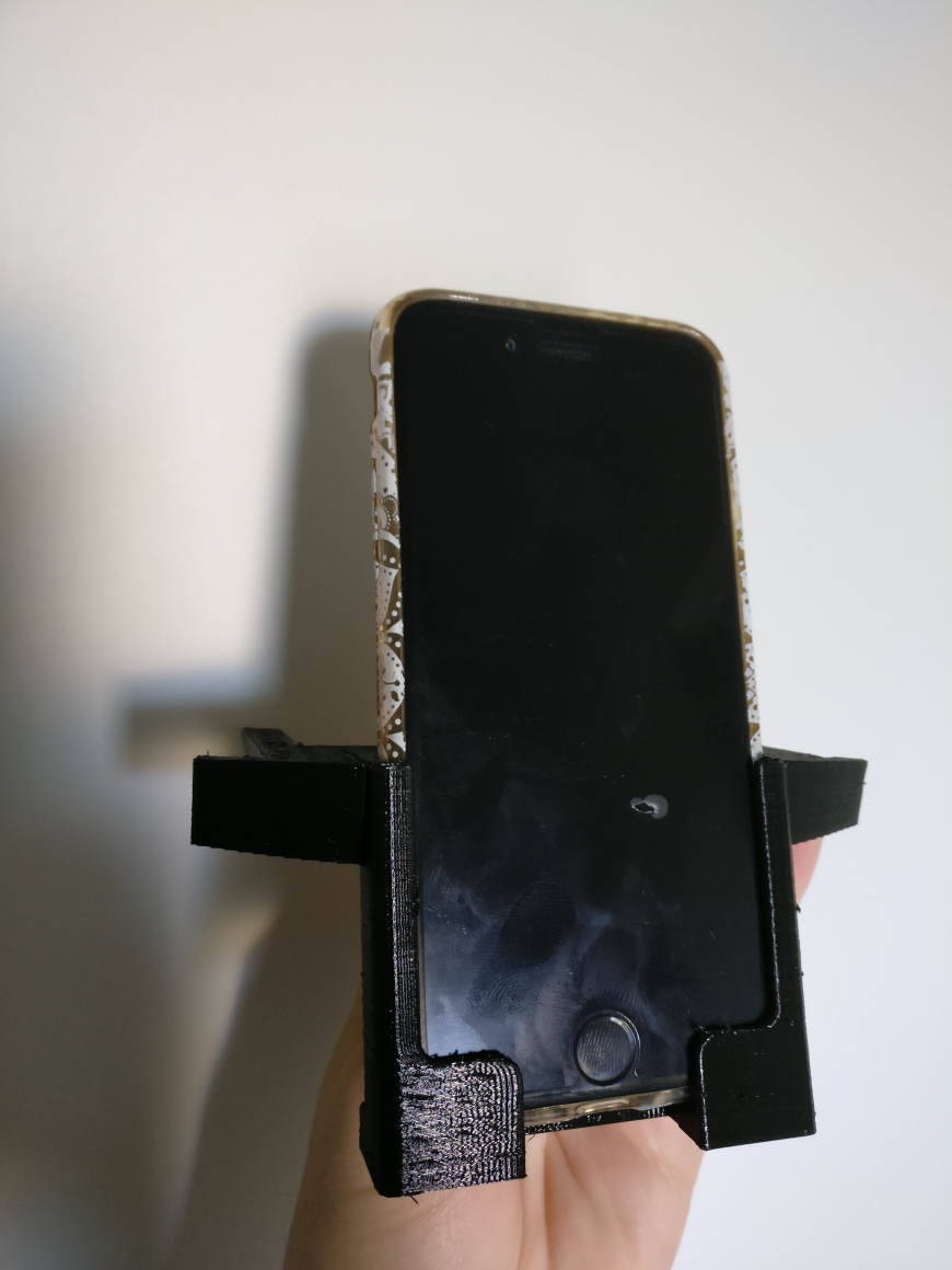 Iphone 6 - Car CD Mount