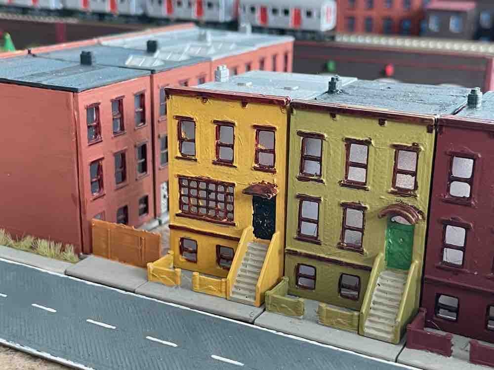 Urban building 29 - Town house (z-scale)