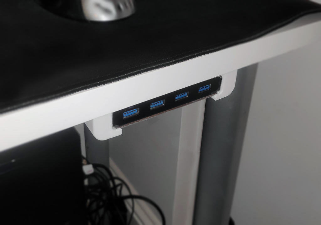 Moshi iLynx USB hub under desk mount