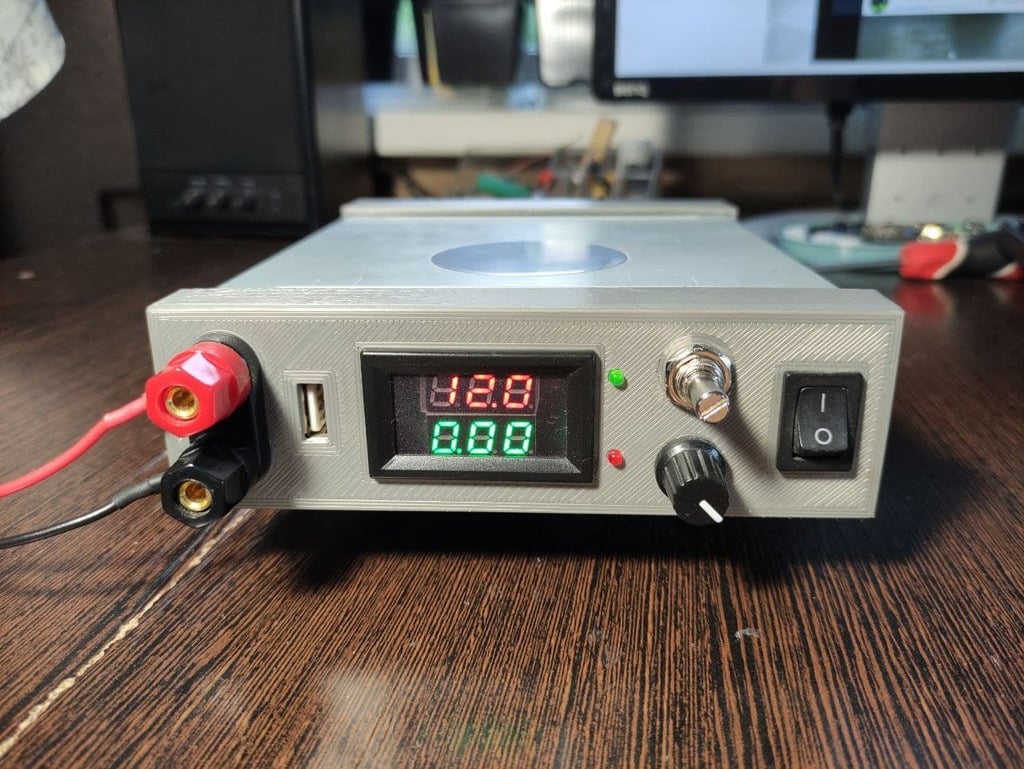 Lab Power Supply from CD-ROM case