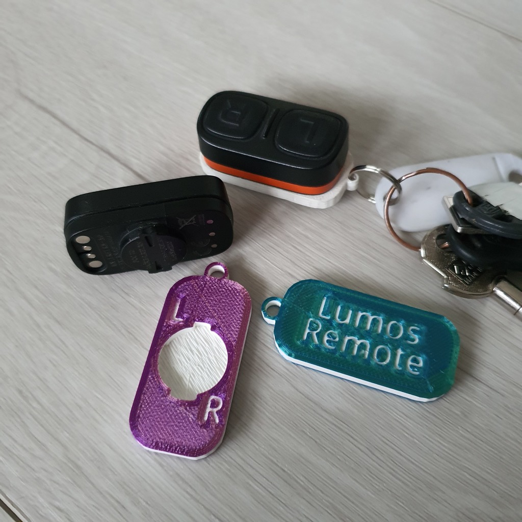Lumos remote keychain holder