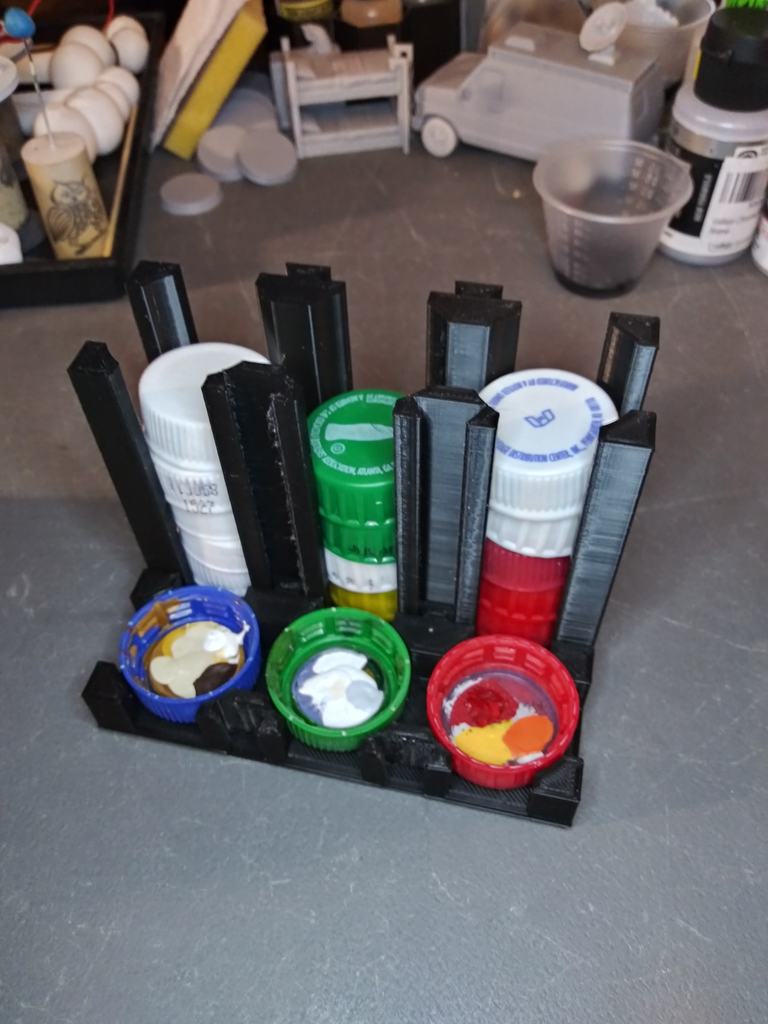 Soda Cap Painting Rack
