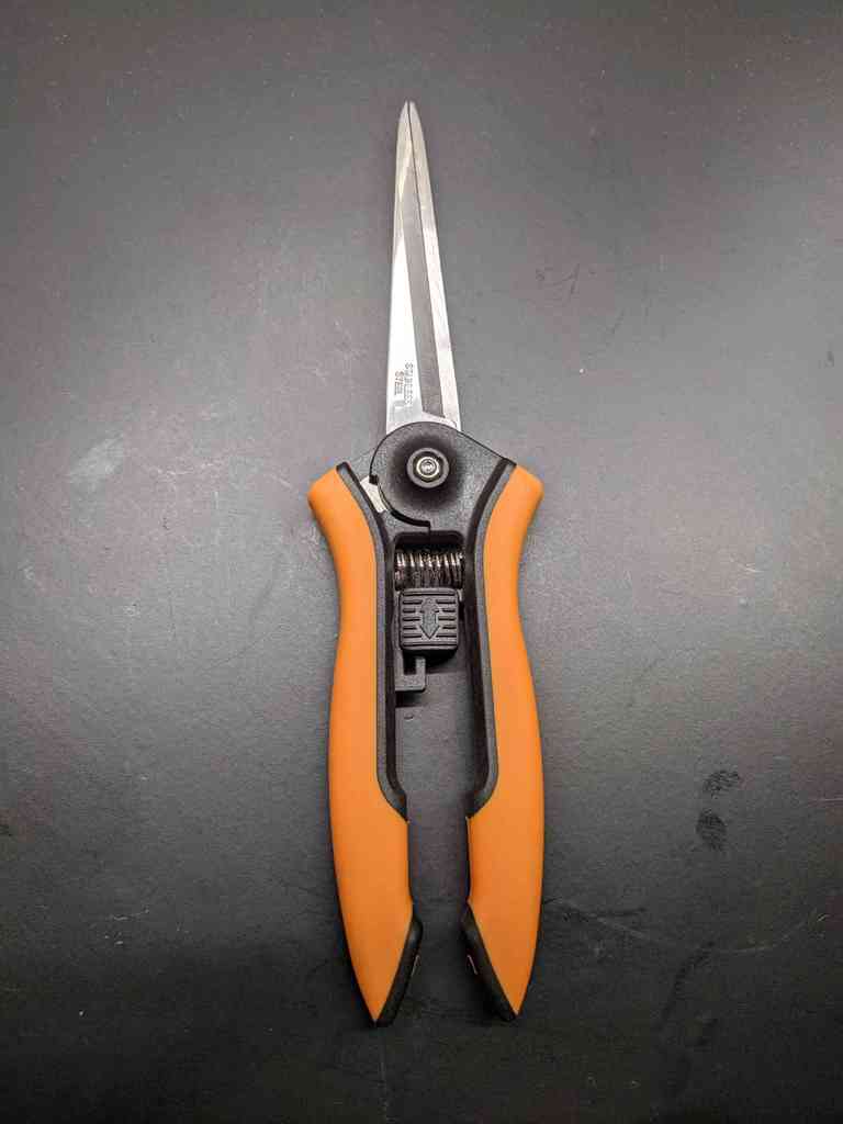 Protector for small garden shears/pruning scissors