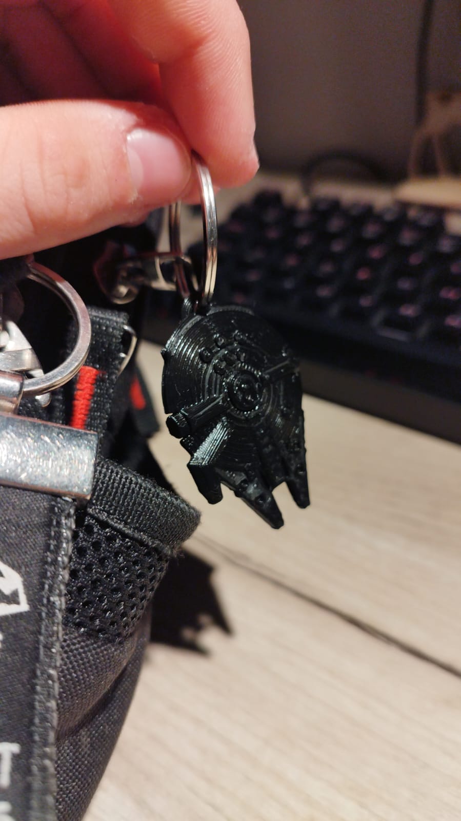 Millennium Falcon Keychain