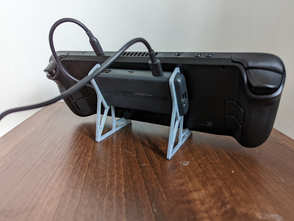 Steam Deck and Anker 8 Port Hub Stand