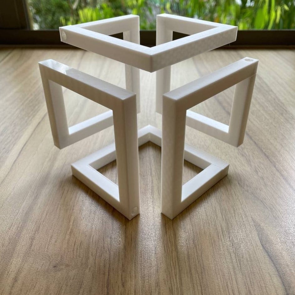 Impossible cube