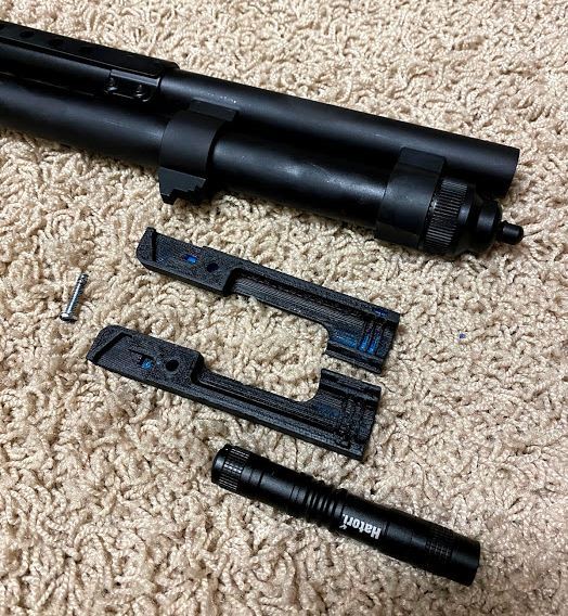 Shotgun bayonet lug flashlight adapter