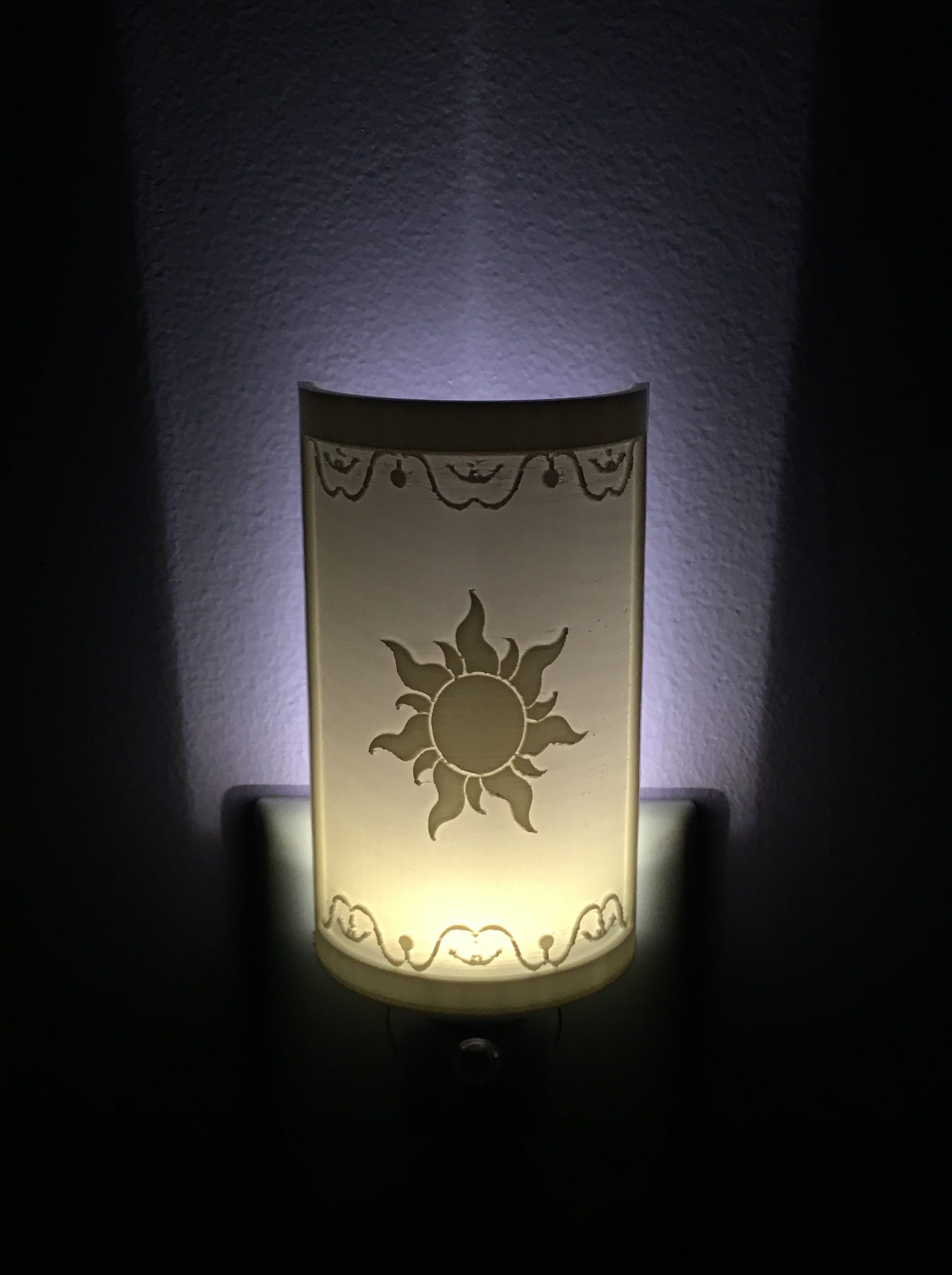 Tangled-inspired Lantern Night Light