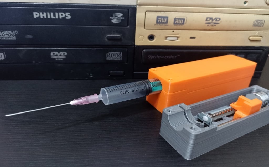 Mini syringe pump from optical drive parts