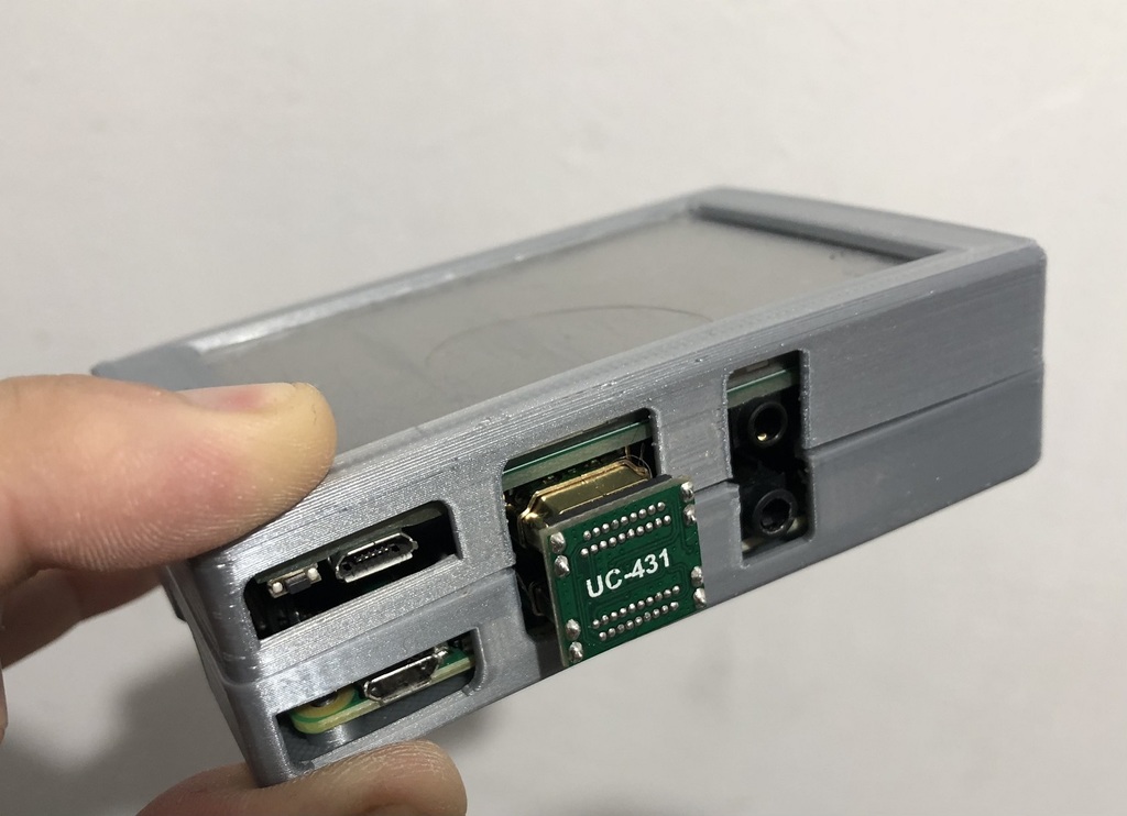 Uctronic 3.5" HDMI Case for Raspberry Pi