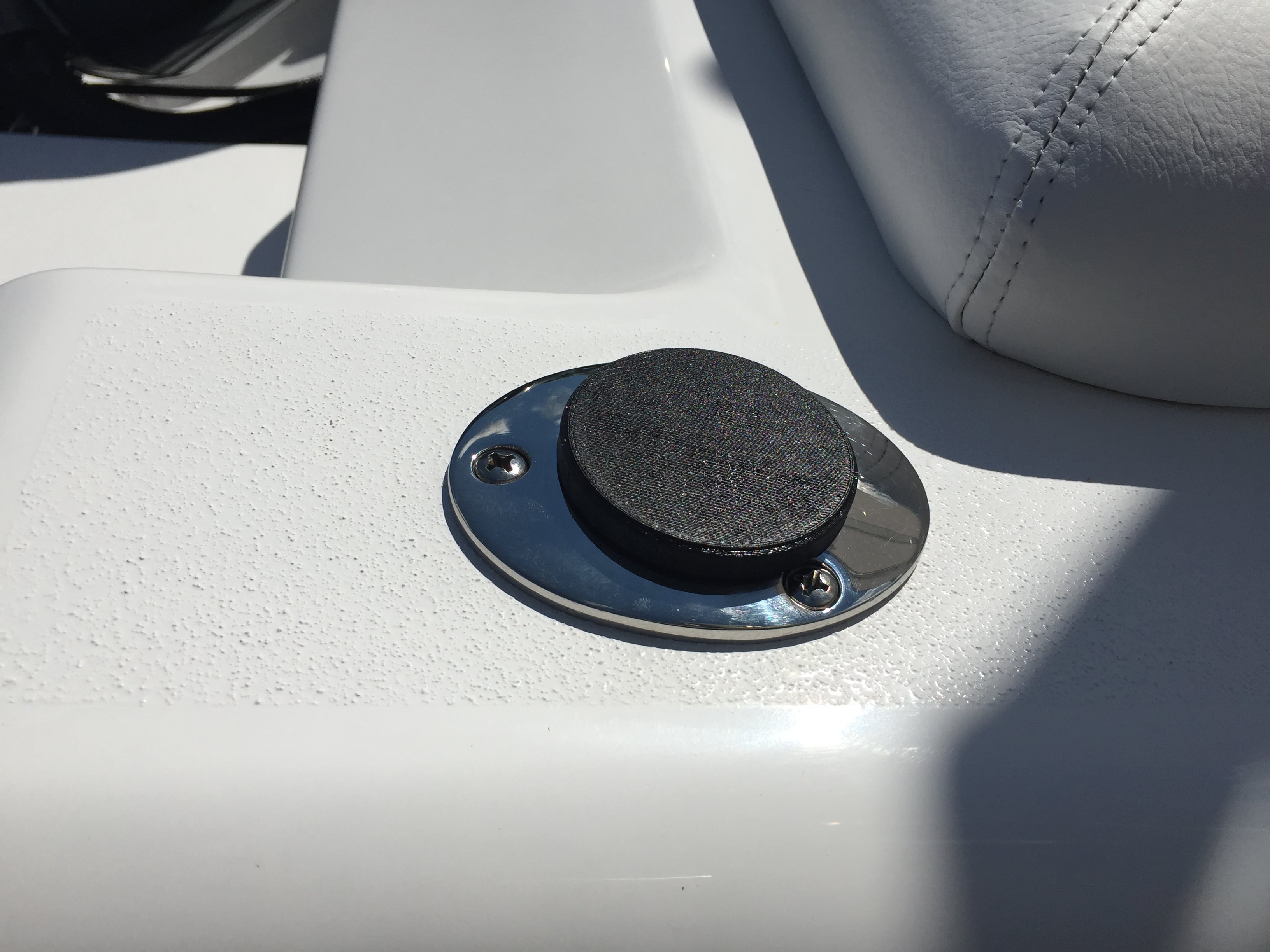 Fishing rod holder plug. (30 Degree)