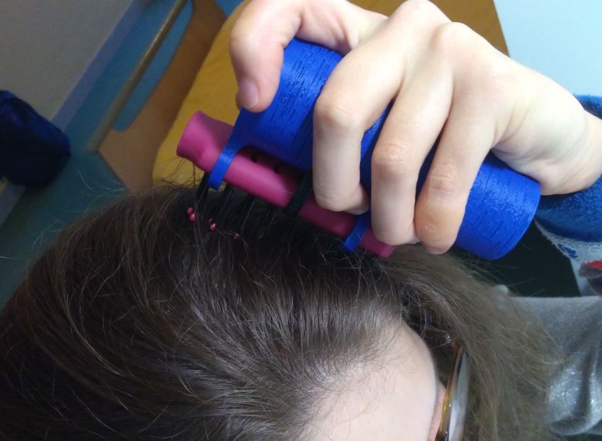 Poignée brosse à cheveux / Hairbrush handle