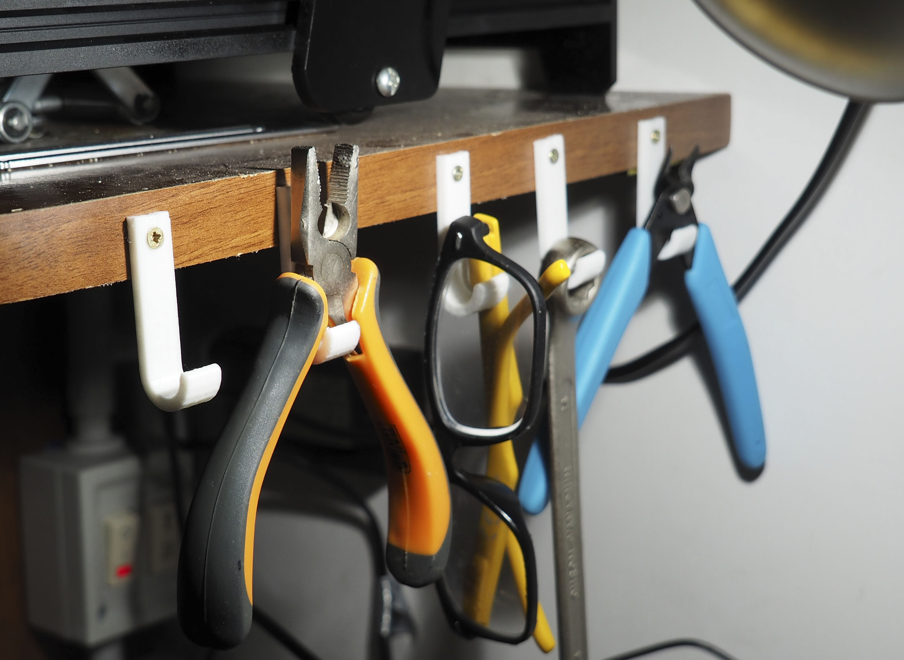 Hook hangers (appendini a gancio)