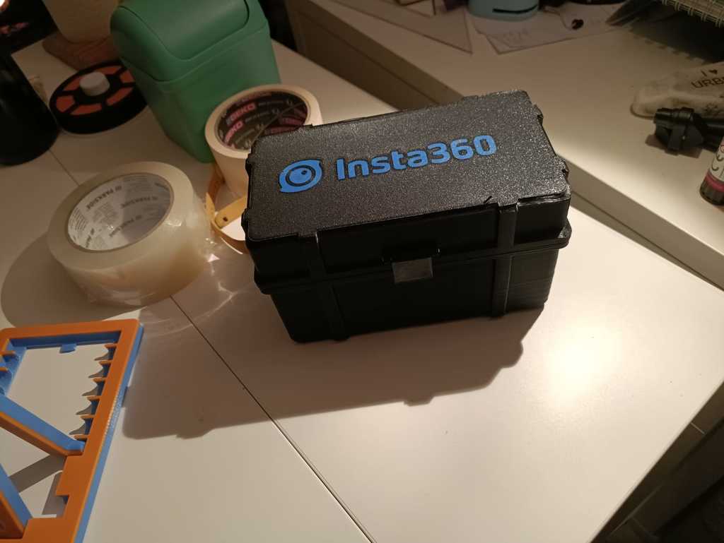 insta 360 X3 underwater  housing box