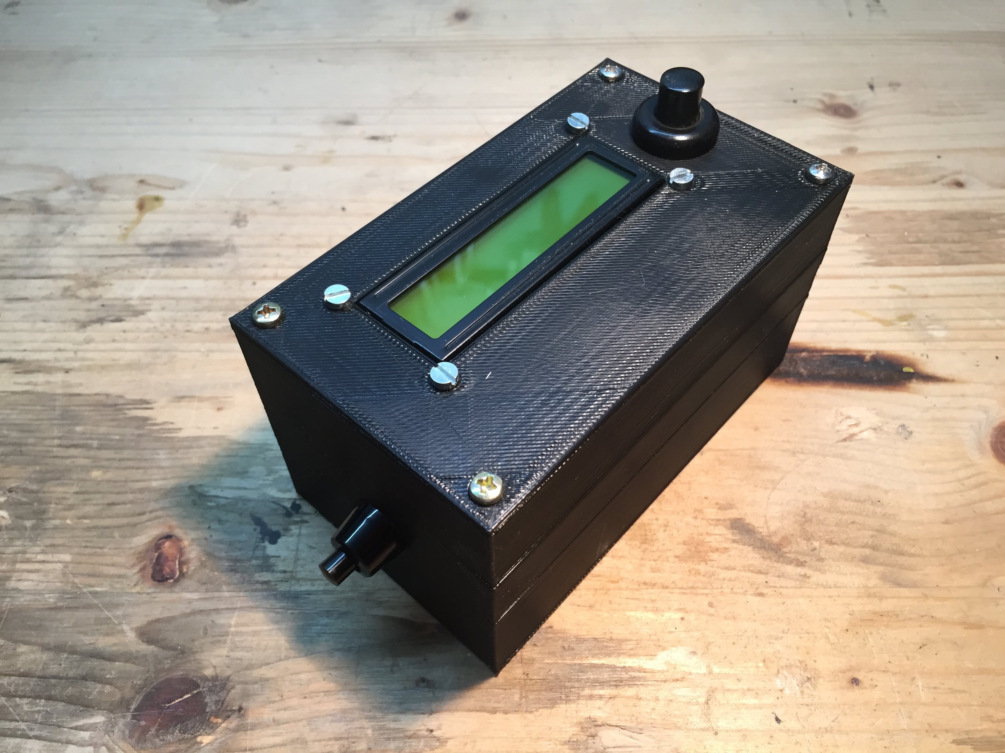 Arduino Uno/WeMos D1 Project box with LCD cutout