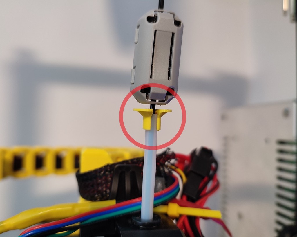 Filament cleaner spacer / bowden cable clamp 