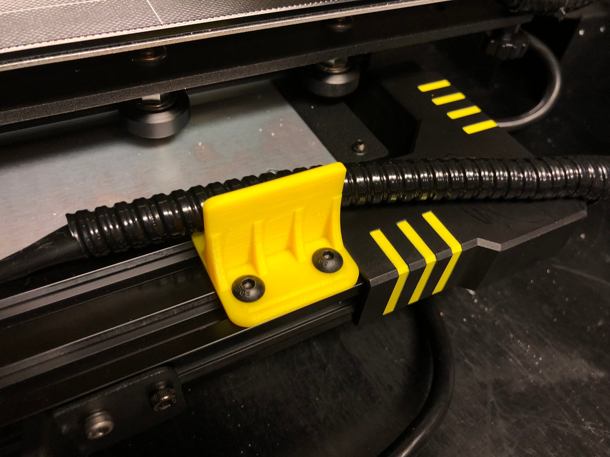 Anycubic Chiron Heat Bed Cable Guide