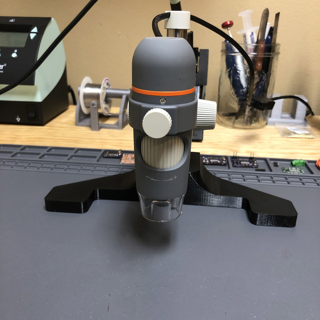 Celestron Digital Microscope Pro Soldering Stand